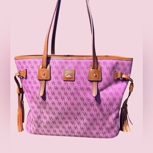 Dooney & Bourke Pink and Tan Tote Bag Davis Tassel Signature Logo Shopper NWOT